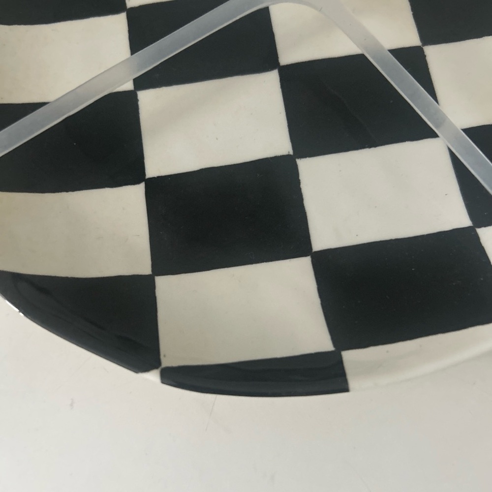 Black & White Checkered Melamine Salad Plates Set of 4 NEW - Picture 9 of 10